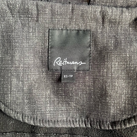 Reitmans Structured Jacket with Side Panelling - Picture 4 of 5